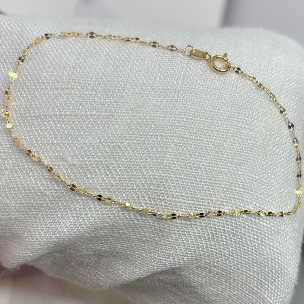 Solid 10K Gold Italy Mirror Cut Bracelet 6.75” Dainty Fine Jewelry for Layering